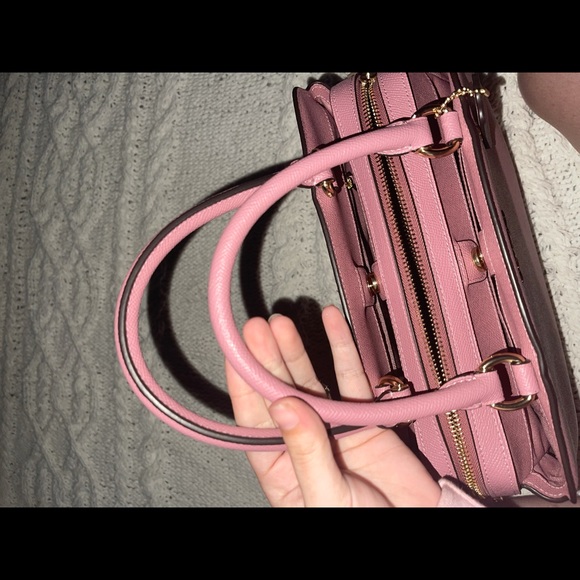 Brand New Coach Lillie Carryall - Picture 8 of 16